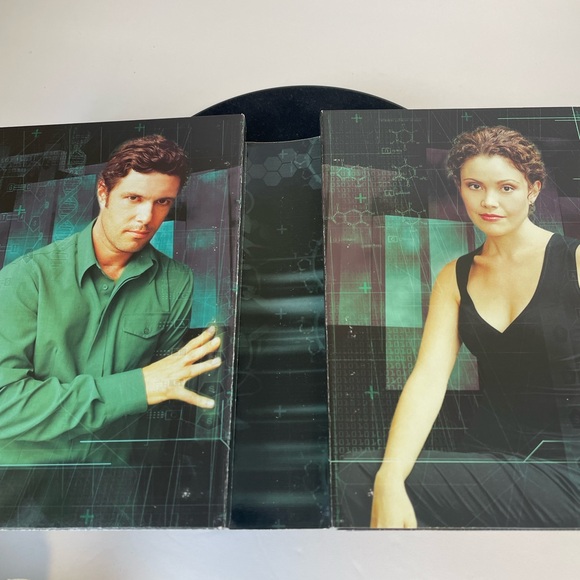 24 Complete Third Season DVD set - Picture 3 of 6